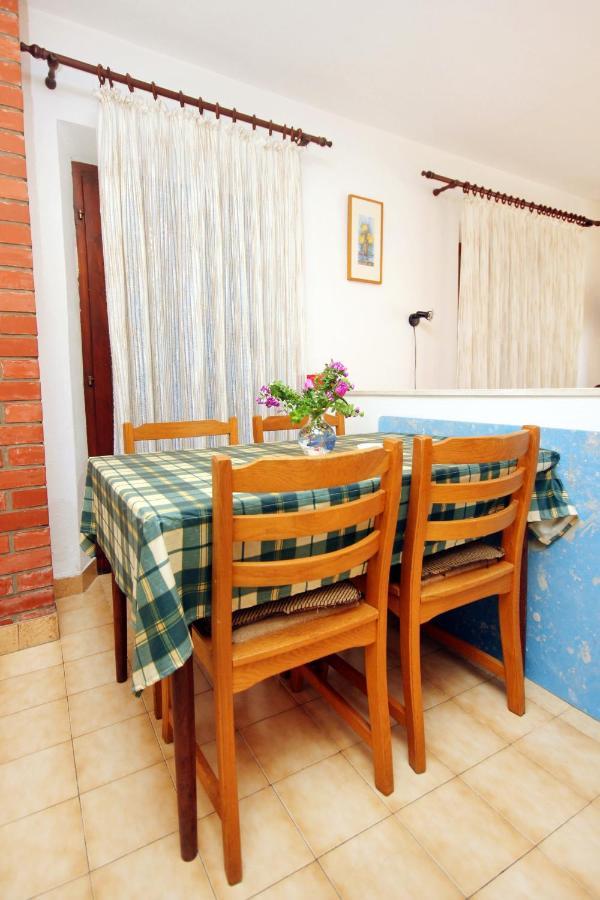 Apartments And Rooms By The Sea Racisce, Korcula - 4341 Exterior foto